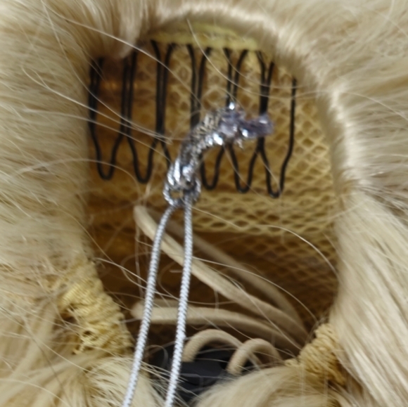 *H25903 Sepia Curly Blonde Ponytail - Picture 10 of 11